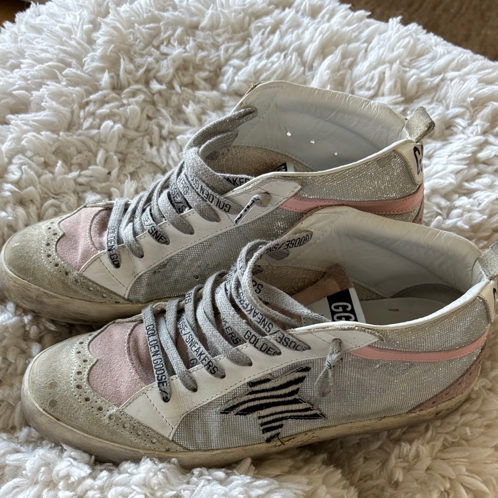 Golden Goose Women's Sneakers in Pink and Gray